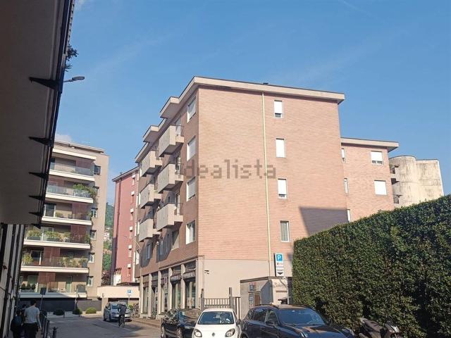 Appartamento in vendita a San Bartolomeo, Como