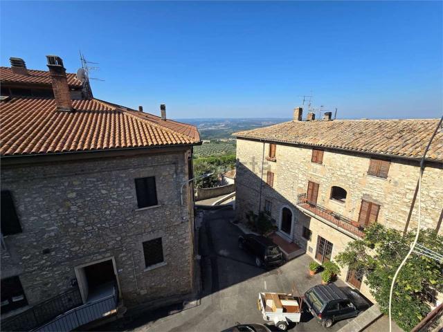 Appartamento in vendita a San Martino, Montecchio
