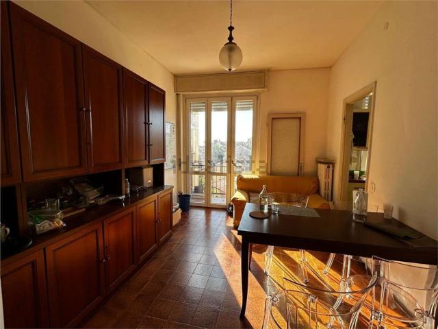 Appartamento in vendita a Pavia, Lombardia