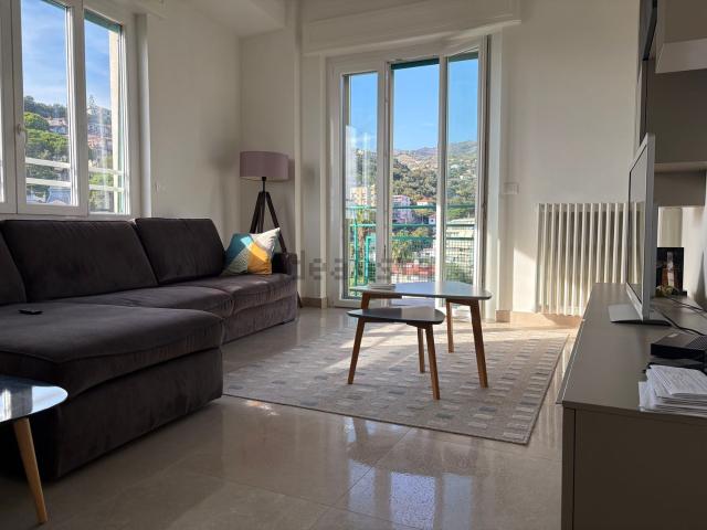 Appartamento in vendita a Poggio di Sanremo, Sanremo