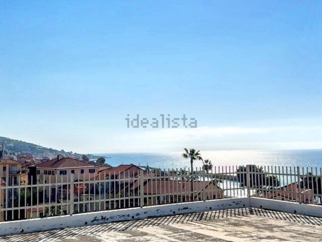 Appartamento in vendita a Riva Ligure, Provincia di Imperia