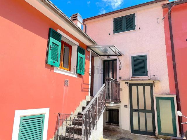 Appartamento in vendita a Bracco, Moneglia