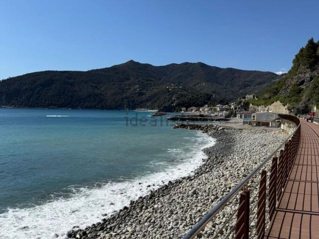 Appartamento in vendita a Lemeglio, Moneglia