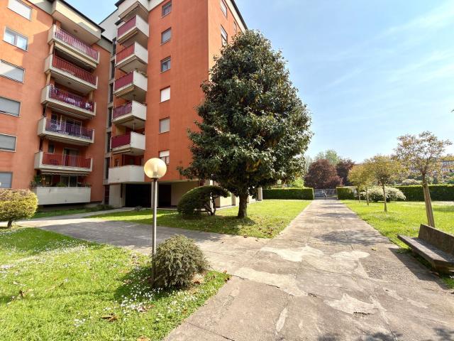 Appartamento in vendita a Rovido, Buccinasco
