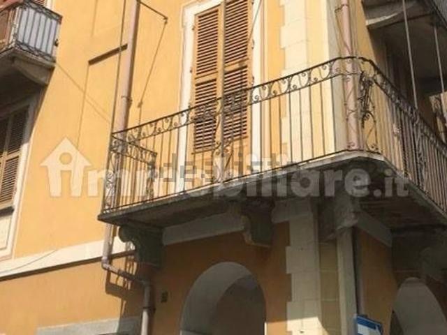 Appartamento in vendita a Nizza Monferrato, Asti