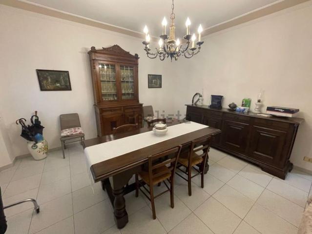 Appartamento in vendita a Chiesanova, Prato