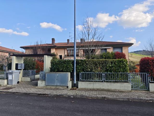 Appartamento in vendita a Vallefoglia, Marche