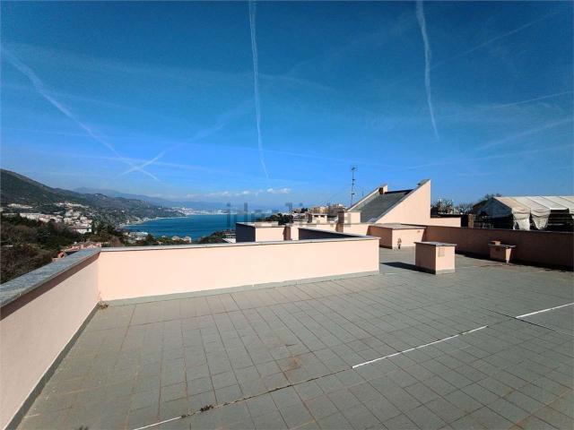 Attico in vendita a Pineta di Arenzano, Arenzano