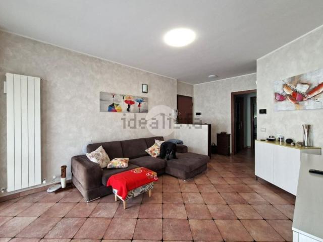 Appartamento in vendita a Sedriano, Lombardia