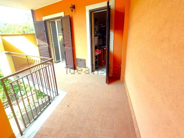 Appartamento in vendita a Santa Venerina, Catania
