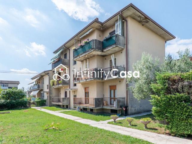 Appartamento in vendita a Azzano, Castel D'azzano