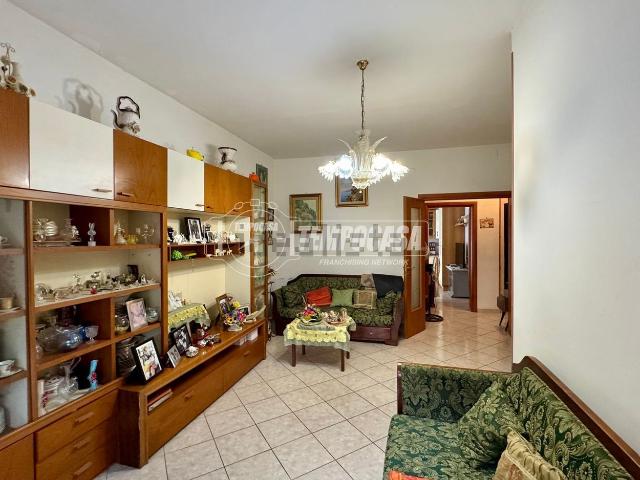 Appartamento in vendita a Caserta, Campania
