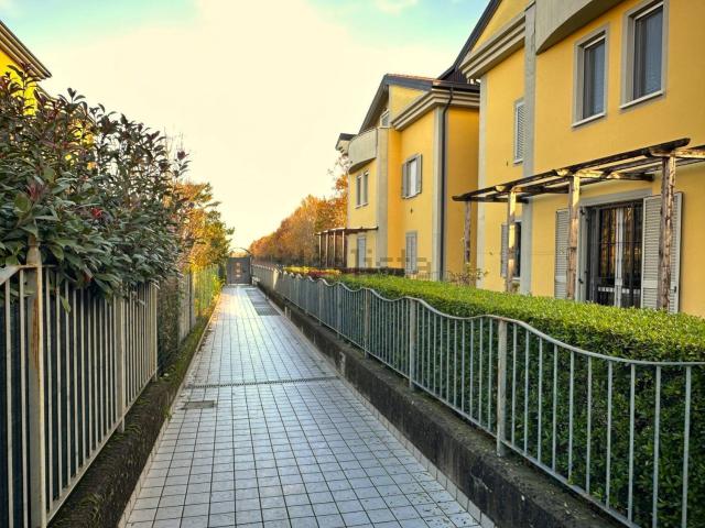 Appartamento in vendita a Verdellino, Lombardia
