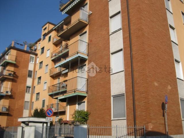 Appartamento in vendita a Corbetta, Lombardia