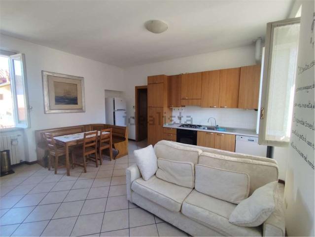 Appartamento in vendita a Cabiate, Como