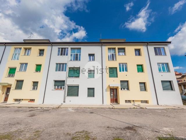 Appartamento in vendita a Villafranca Di Verona, Veneto