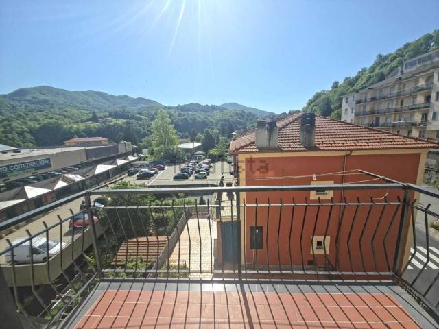 Appartamento in vendita a Savignone, Liguria