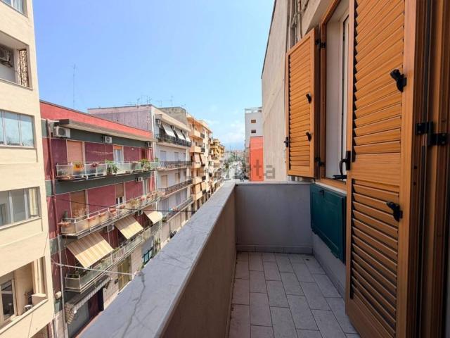 Appartamento in vendita a Calabria, Reggio Calabria