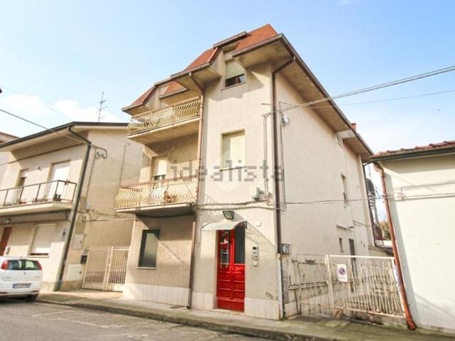 Appartamento in vendita a Faleriense, Marche