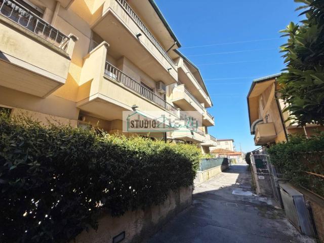 Appartamento in vendita a Forcone, Viareggio
