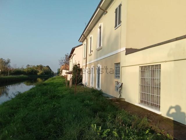 Appartamento in vendita a Rozzano, Lombardia