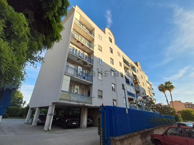 Appartamento in vendita a Salerno, Campania