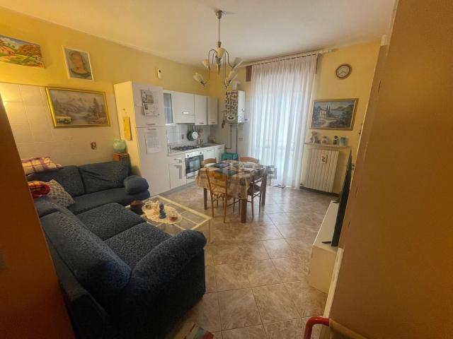 Appartamento in vendita a Sarmato, Reggio Emilia