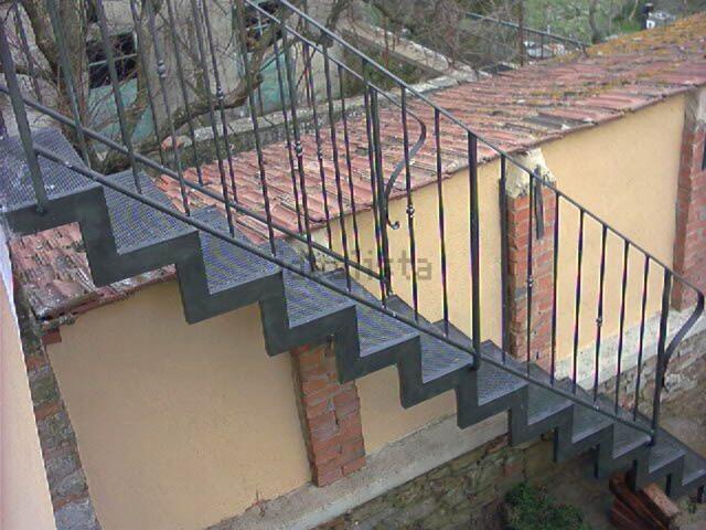 Appartamento in vendita a Bucine, Toscana