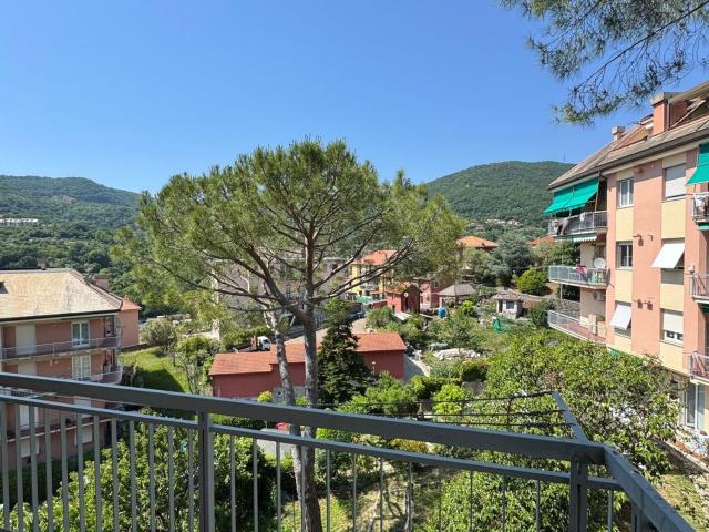 Appartamento in vendita a Media Val Bisagno, Serra Riccò