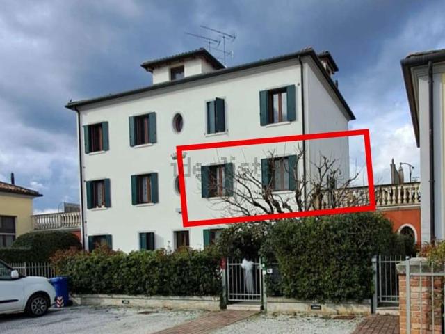 Appartamento in vendita a Volpago Del Montello, Veneto