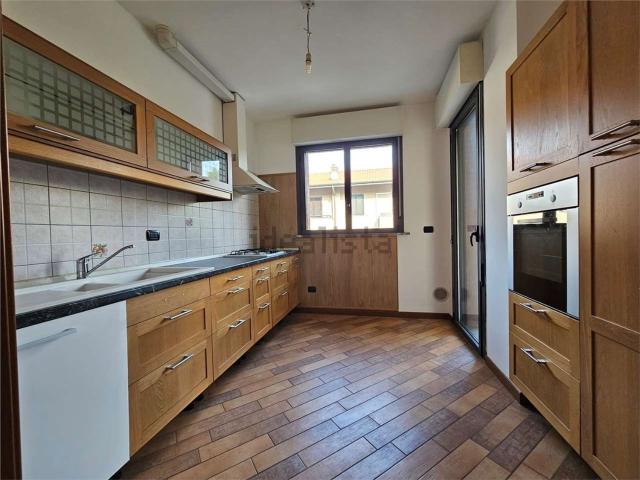 Appartamento in vendita a Mantegazza, Vanzago