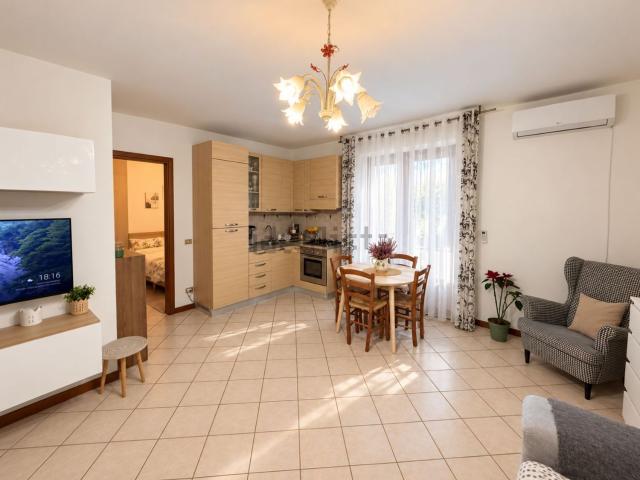 Appartamento in vendita a Marciana, Cascina