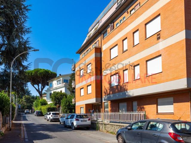 Appartamento in vendita a Costa Caselle, Roma Capitale