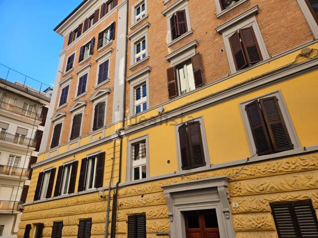 Appartamento in vendita a Adriatico, Marche
