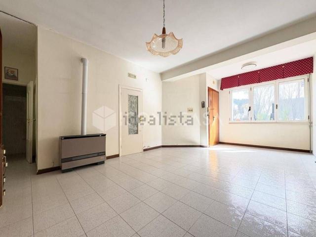 Appartamento in vendita a Rione Serra Venerdì, Matera