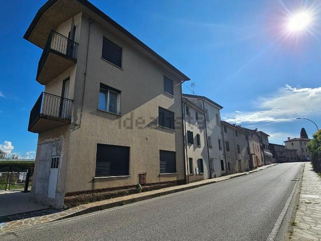 Appartamento in vendita a Valdobbiadene, Veneto