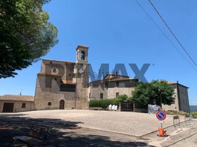 Appartamento in vendita a Izzalini, Todi
