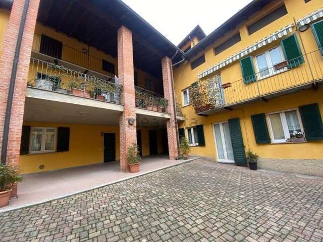 Appartamento in vendita a San Fermo Della Battaglia, Lombardia