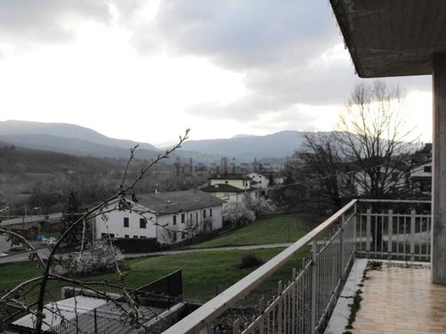 Appartamento in vendita a Compiano, Reggio Emilia