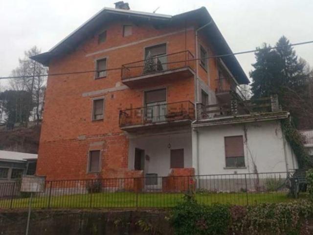 Appartamento in vendita a Valdilana, Piemonte