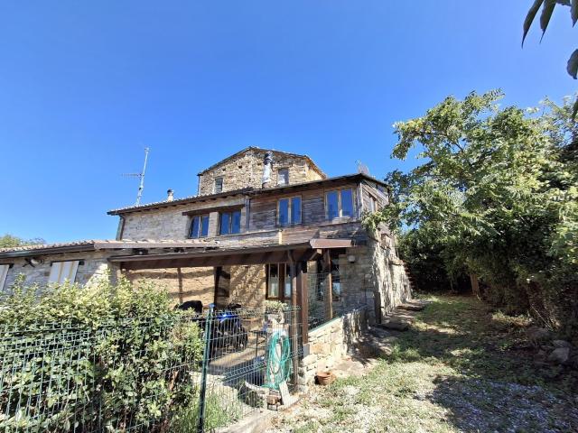 Appartamento in vendita a Unione di comuni Valmarecchia, Maiolo