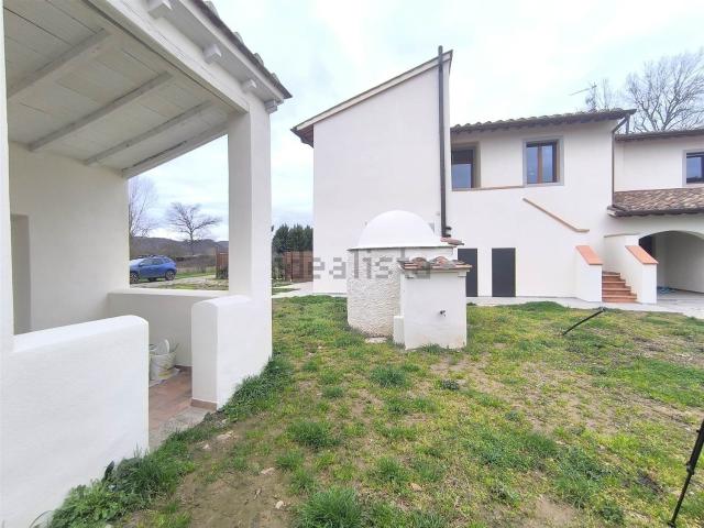 Appartamento in vendita a Vicchio, Toscana