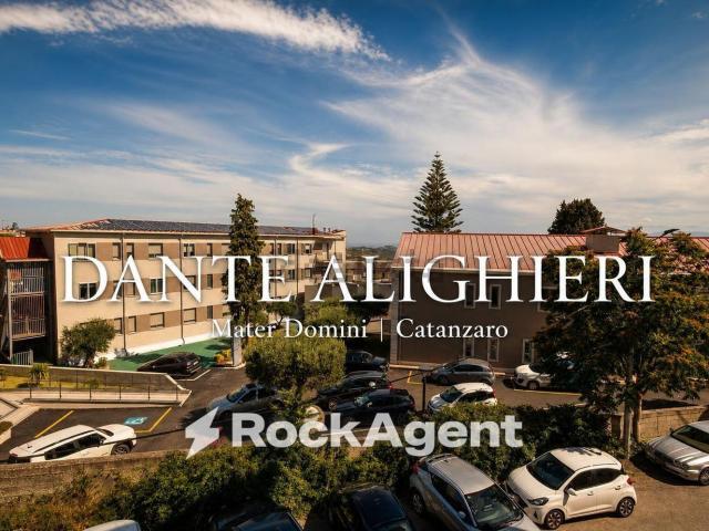 Appartamento in vendita a Mater Domini, Calabria