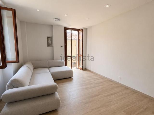 Appartamento in vendita a Rebbio, Como