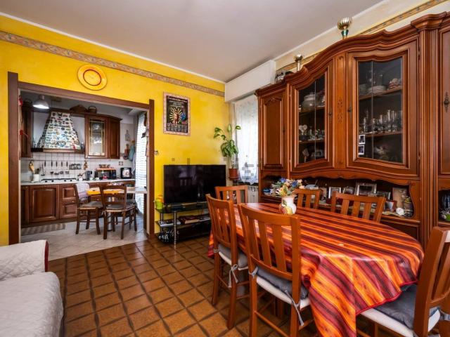 Appartamento in vendita a Biumo Superiore, Varese