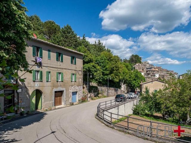 Appartamento in vendita a Montieri, Toscana