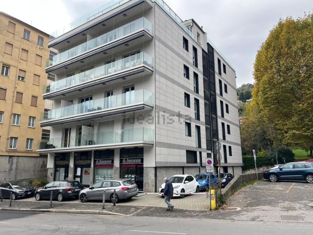 Appartamento in vendita a Monte Olimpino, Como