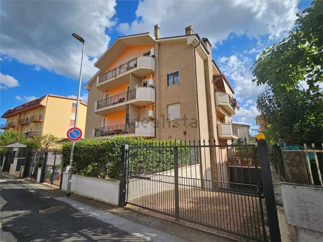 Appartamento in vendita a Attigliano, Umbria