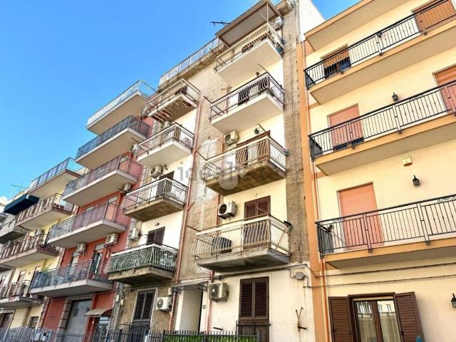Appartamento in vendita a II Circoscrizione, Palermo