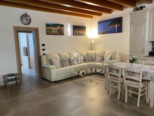 Appartamento in vendita a Endine Gaiano, Lombardia